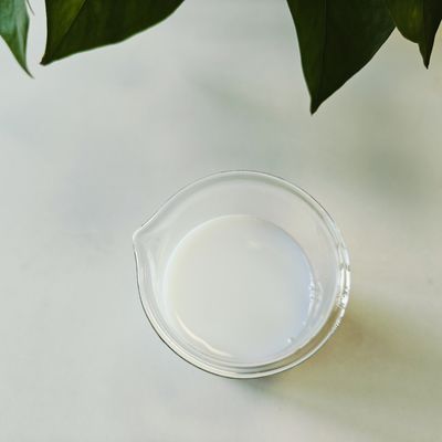 밀크 화이트 아크릴레이트 코폴리머 액체 리올로지 수정 물질