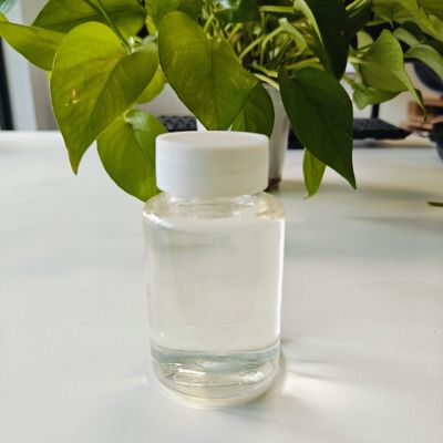 오크토크릴렌 CAS 6197-30-4 기름에 녹는 UVB 흡수제는 자외선 차단제 제품에 탁월한 방수 성질을 가지고 있습니다.