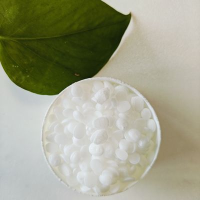 트리베헤닌 CAS 18641-57-1 리올로기 변형 물질 화장품용 흰 고체 분자 SyncrowaxTM HRC